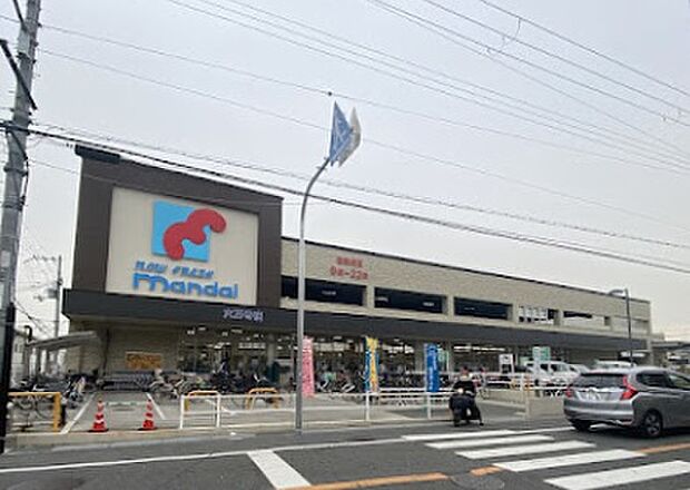 万代六万寺店（約590m）