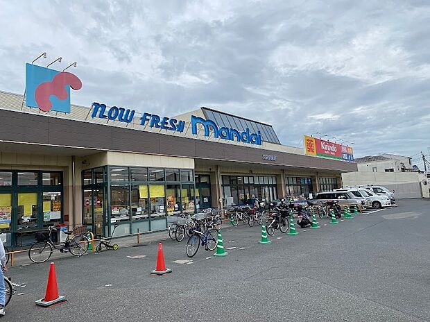 万代天美我堂店(約900m)