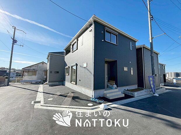 【現地写真（外観）【５号地】】健康被害に配慮したもっとも安全性の高い建材を採用し、シックハウス対策をしております。