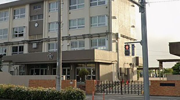 和歌山市立宮小学校(約800m)