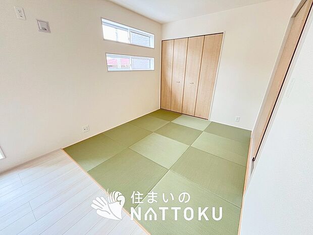 【現地写真(和室)】大壁仕様の新和室。くつろぎの空間です。