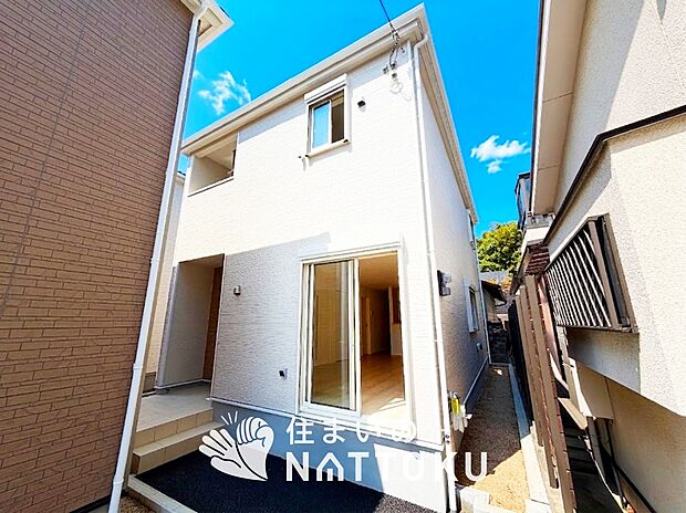 【現地写真(外観)【3号地】】健康被害に配慮したもっとも安全性の高い建材を採用し、シックハウス対策をしております。