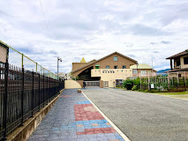 幼保連携型認定こども園惣社こども園（約80m）
