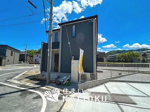 【現地写真(外観)【2号地】】健康被害に配慮したもっとも安全性の高い建材を採用し、シックハウス対策をしております。