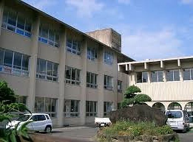 河内長野市立天野小学校(約1,900m)
