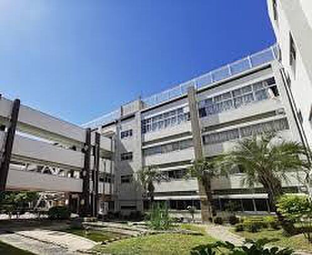 池田市立北豊島中学校(約530m)
