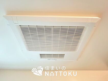 電気式浴室暖房換気乾燥機