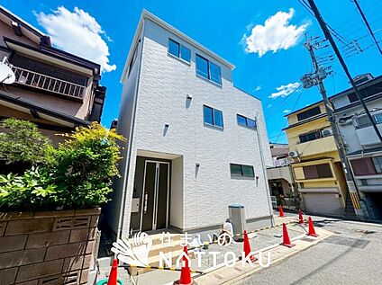 現地写真（前道含む外観）