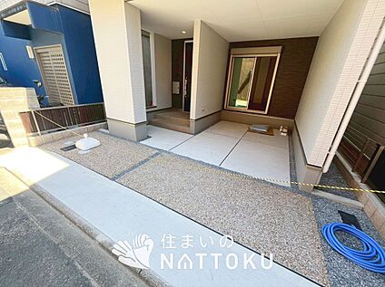現地写真（玄関）