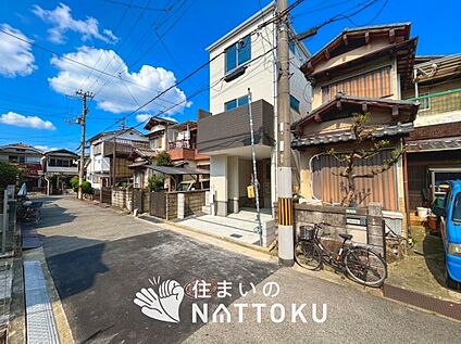 現地写真（前道含む外観）