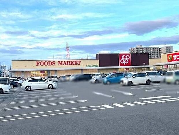 コープ貝塚店(約710m)
