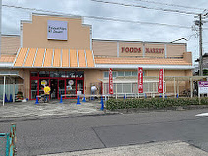 フレンドマートスマート能登川佐野店 1400ｍ(徒歩18分)