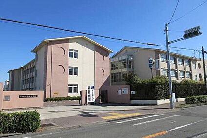 堺市立美原中学校 1400ｍ(徒歩18分)