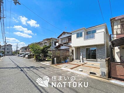 現地写真（前道含む外観）