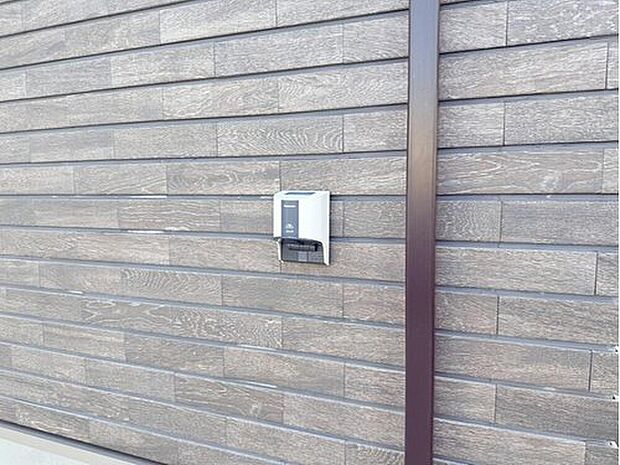 【【EVコンセント】】外部には明暗センサーライト、外構照明、EV車用コンセントなどの設備を設置！