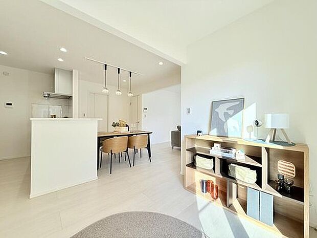 【【モデルハウス2号棟　フィット】】写真や図面では分からないリアルな暮らし心地を家族みんなで実際に体感してから選べる住まいです。
※2025年11月撮影