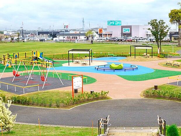 上総更級公園（あそびの広場）（約1,500m）