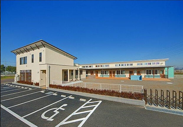 ひまわり南幼稚園(約1,230m)