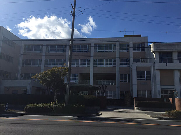 南陽東中学校（約1,096m）