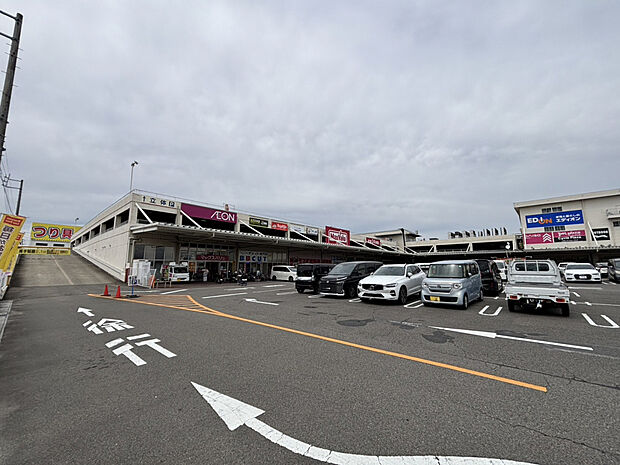 マックスバリュ小牧堀の内店（約2,079m）