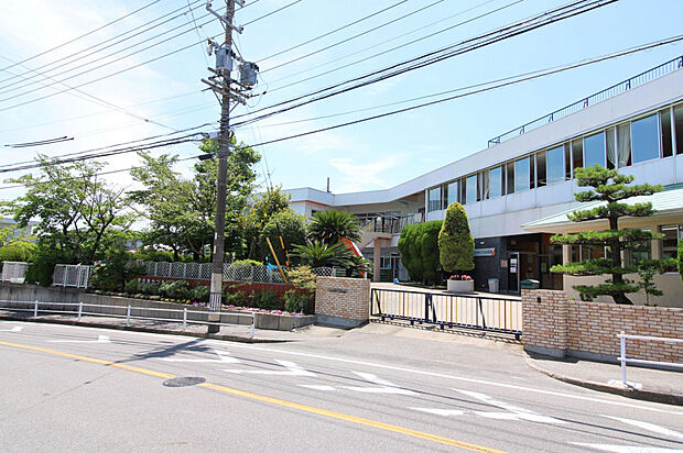 和合あかつき幼稚園（約325m）