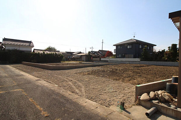 11月14日撮影　更地（北東から撮影）　