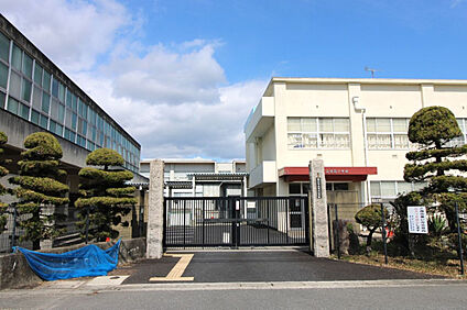 蟹江町立須西小学校 1000m