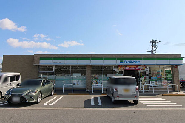 ファミリーマート稲沢北島5丁目店（約350m）