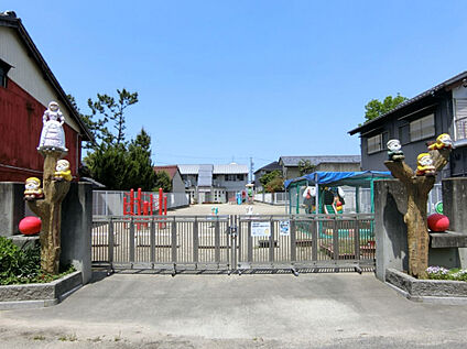 木曽川花園幼稚園 1300m