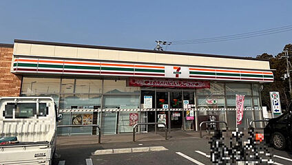 セブンイレブン近江八幡池田本町店 632m