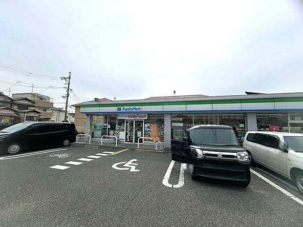 ファミリーマート堺鳳西町二丁店（約350m）
