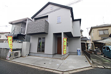 ブルーミングガーデン 安佐南区川内4丁目1棟 外観