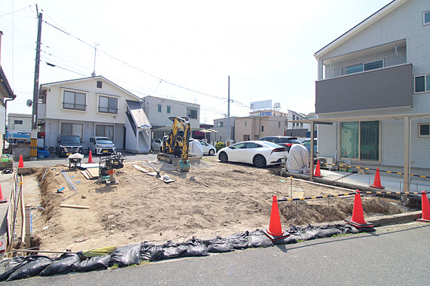 前面道路から見た宅地