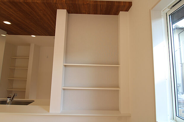 【造作ニッチ】趣味の小物や写真などの装飾に便利です!