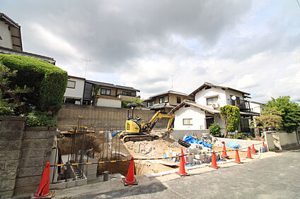 前面道路から見た宅地