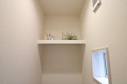 トイレ枕棚