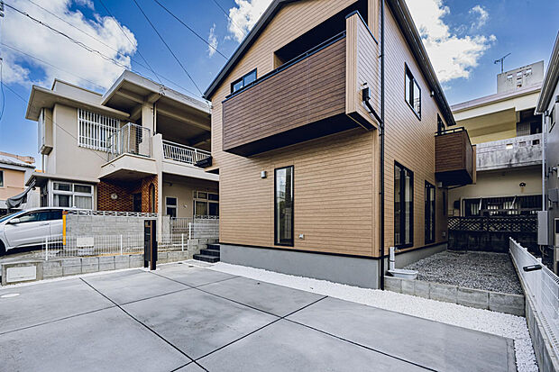 【1号棟:外観　　】【地震に強い家】　東栄住宅の耐震は、数百年に一度の地震に耐える力（建築基準法）の1.5倍の力に対しても耐えうる家です！