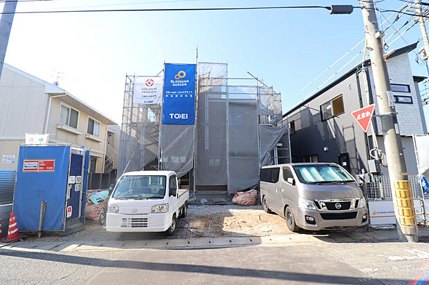 【(3)号棟外観】耐震等級3&制震ダンパーを搭載した、地震に強い住まいです。