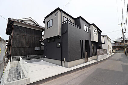 【2号棟/外観写真】