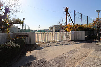 岡山市立芳泉中学校 1600m