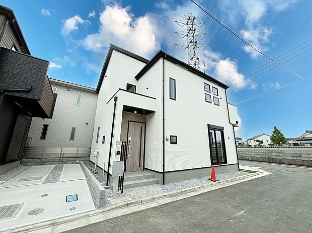 溢れる陽光でご家族の笑顔も輝く