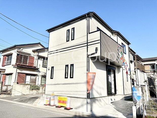 暮らしやすさと居心地の良さにこだわったシンプルで飽きのこないデザイン !