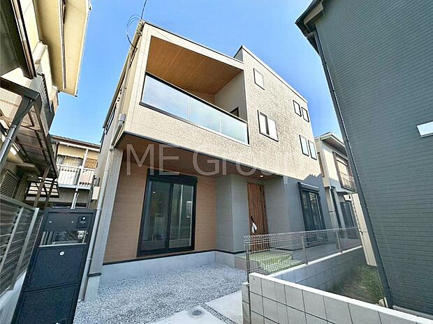 暮らしやすさと居心地の良さにこだわったシンプルで飽きのこないデザイン ！