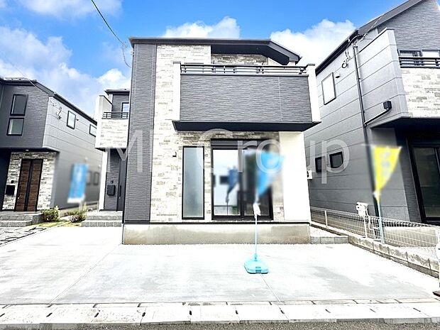 溢れる陽光でご家族の笑顔も輝く