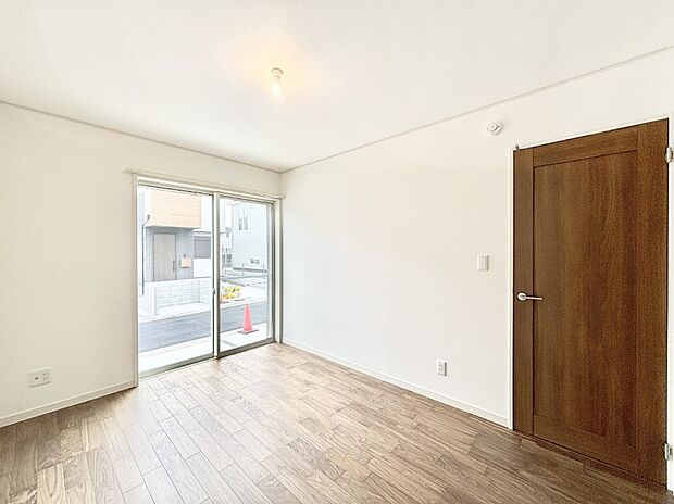 【洋室】自分だけのスペース、どんなお部屋にするかとっても楽しみですね！ 