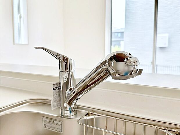 【浄水器】いつでも清潔なおいしいお水を。一つの水栓で水道水と浄水を使い分け。