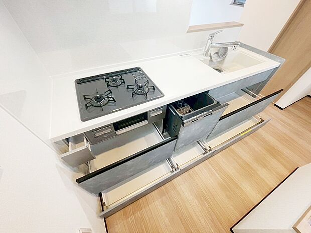 【その他設備(スライド収納)】使いやすさを優先したスライド式収納タイプ！