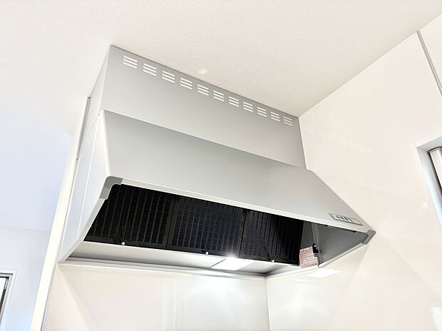 【レンジフード】基本的なお手入れはフィルターのみ！お手入れのしやすさも魅力です。