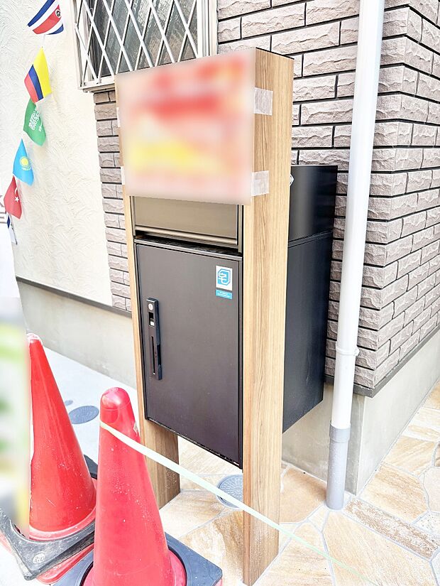 【その他現地】留守時の荷物の受け取りに便利な宅配ボックス