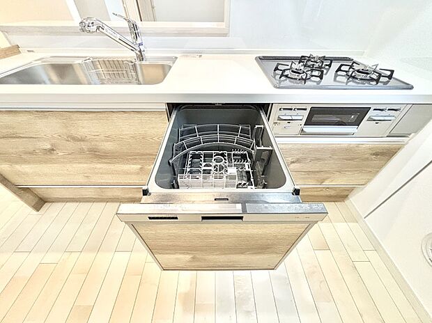 【食洗機】面倒なお片づけは食洗機にお任せ!家事の負担が減って、時間にも気持ちにもゆとりができます。